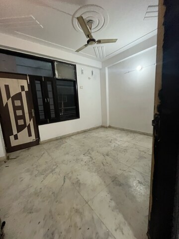 Room in 2 BHK Builder Floor at Saket – for Rent