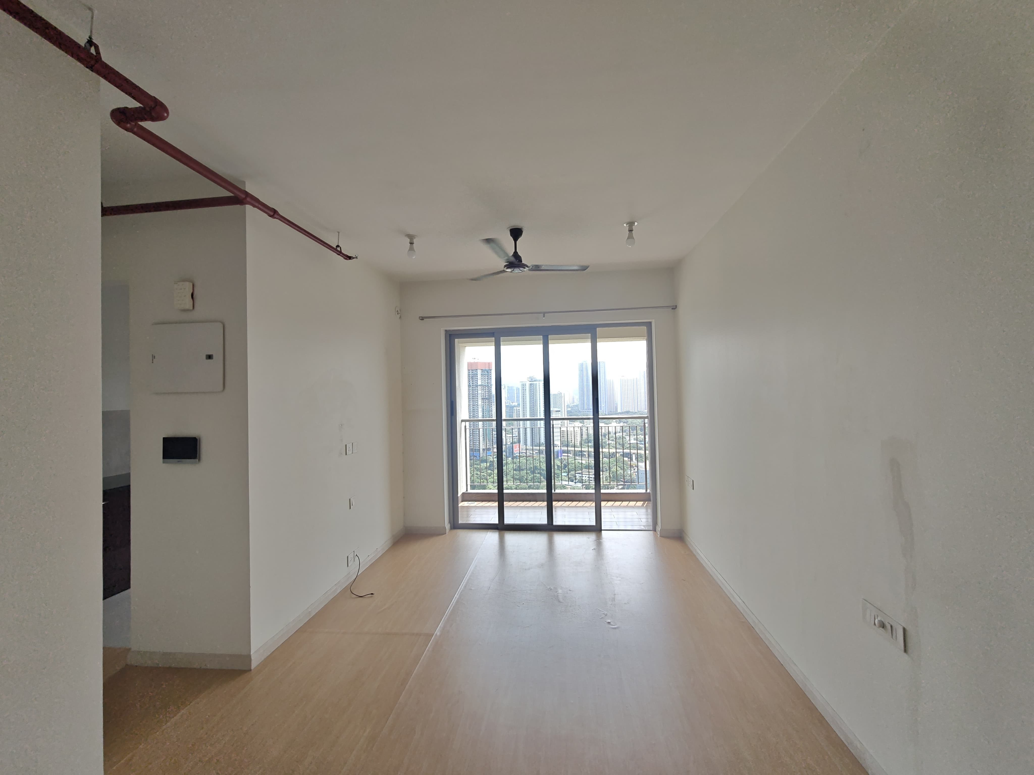2 BHK Apartment For Rent in Kalpataru Paramount