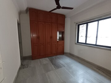 Room in 3 BHK Apartment at Shabi Complex, Vashi Sector 12 – for Rent