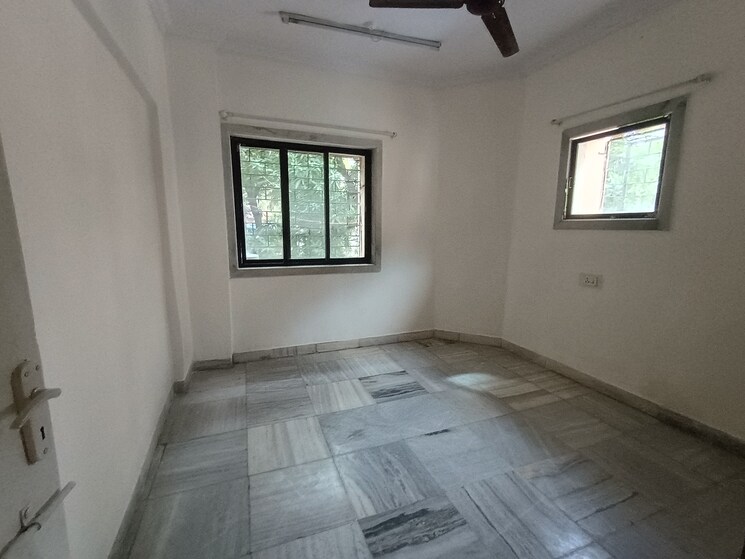 Room, shabi-complex 3 Bedroom 1500 Sq.Ft. Apartment In Vashi Sector 12 Navi Mumbai 9107933