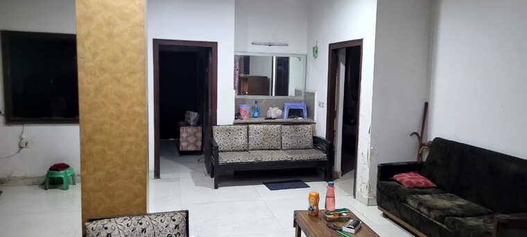 Bedroom, sector 40 5 Bedroom 162 Sq.Mt. Independent House In Sector 40 Noida 9107937