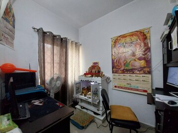 Team Area in 2.5 BHK Apartment at Nimbus The Park Street, Chi V Greater Noida – for Sale