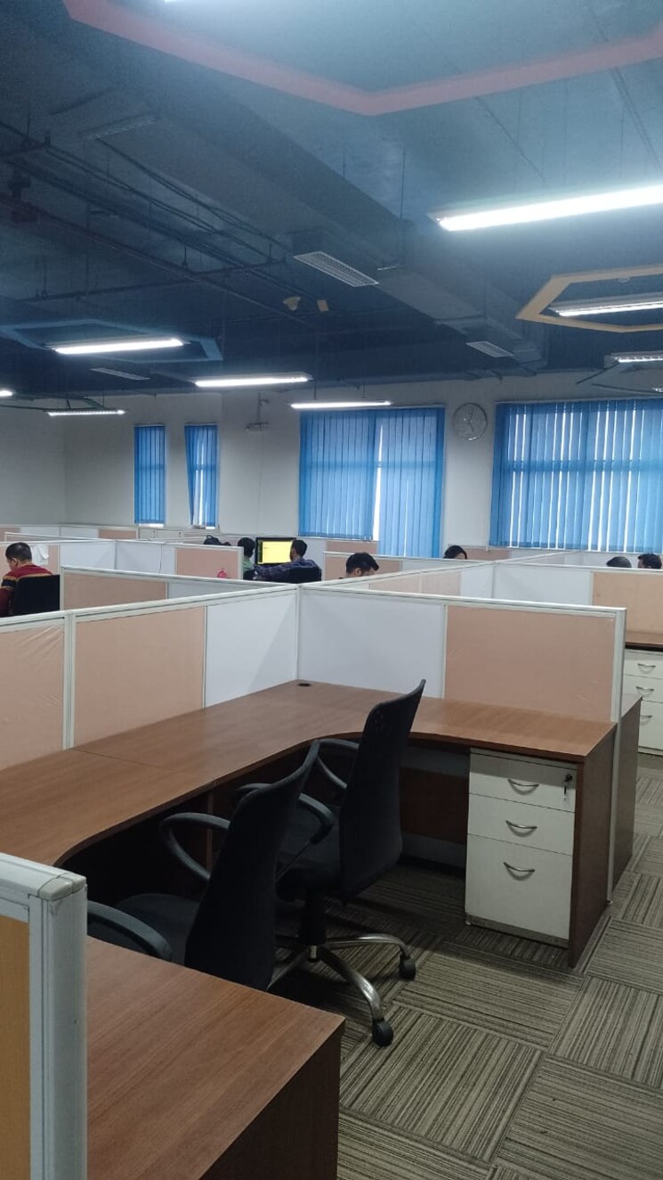 Team Area, sector 67 Commercial Office Space 17500 Sq.Ft. In Sector 67 Noida 9107936