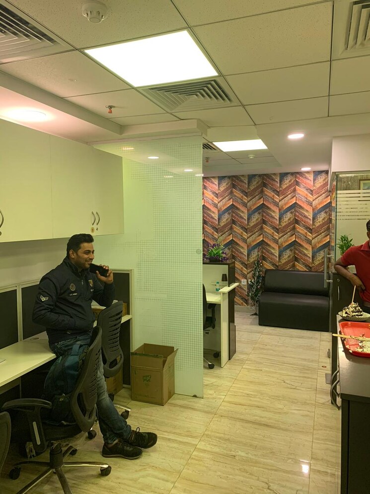 Gym, sector 67 Commercial Office Space 17500 Sq.Ft. In Sector 67 Noida 9107936