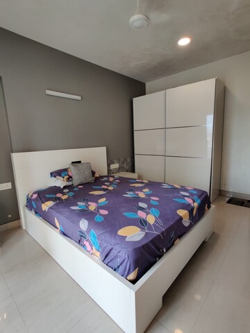 Bedroom in 3 BHK Apartment at Shiv Shakti Complex, Andheri West – for Rent