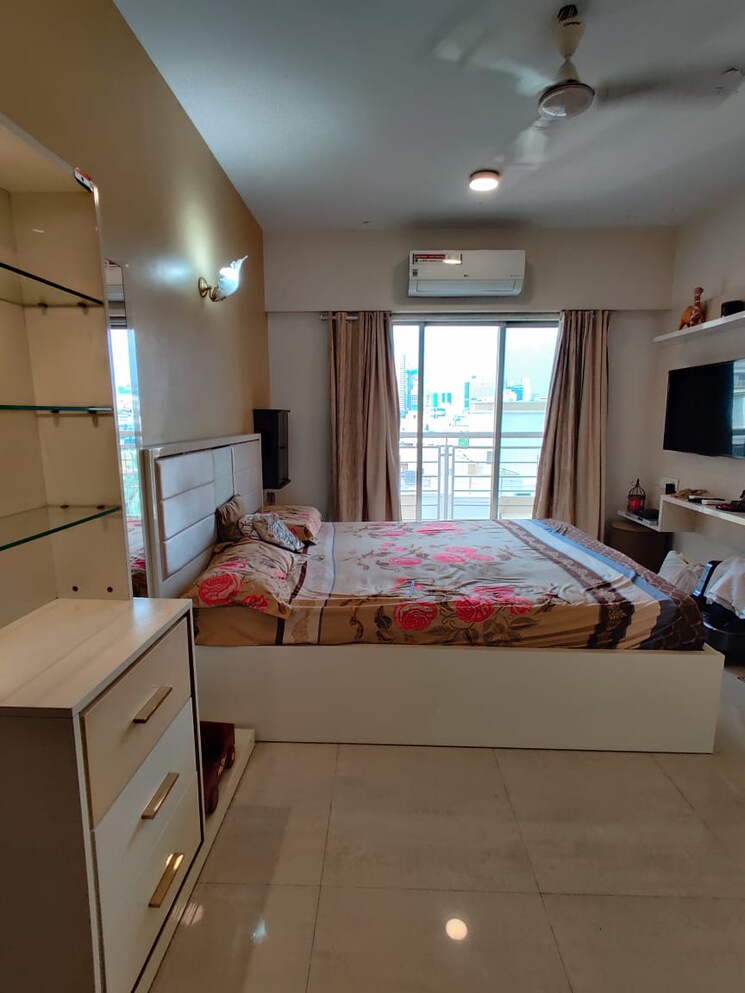 Bedroom, shiv-shakti-complex 3 Bedroom 1200 Sq.Ft. Apartment In Andheri West Mumbai 9107965