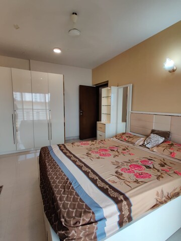 Bedroom in 3 BHK Apartment at Shiv Shakti Complex, Andheri West – for Rent