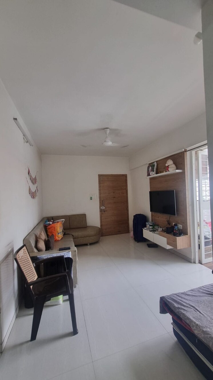 Living Room, rr-akshay-heights 1 Bedroom 357 Sq.Ft. Apartment In Wakad Pune 9107986