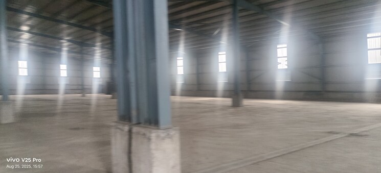 Room, sikandra Commercial Warehouse 47000 Sq.Ft. In Sikandra Agra 9107976