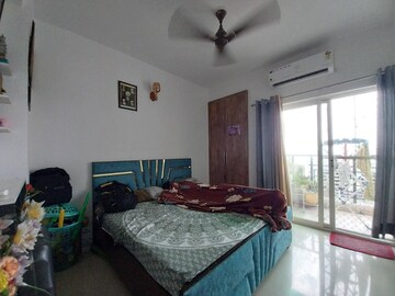 Bedroom in 2.5 BHK Apartment at Nimbus The Park Street, Chi V Greater Noida – for Sale