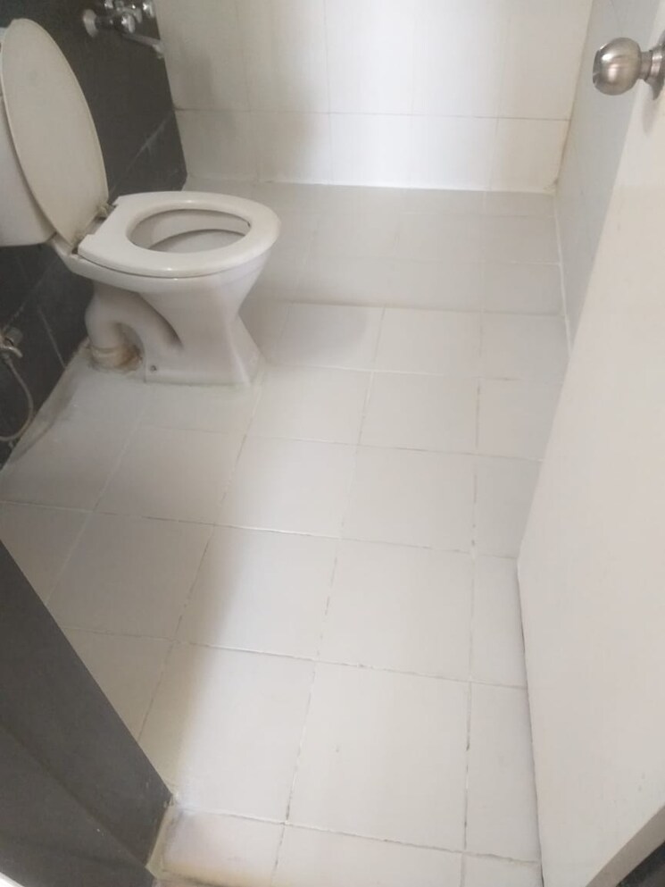 Bathroom, colonnade-apartment 2 Bedroom 1100 Sq.Ft. Apartment In Kharadi Pune 9107967