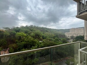 Plot Area in 2 BHK Apartment at Hiranandani Castle Rock, Powai – for Sale