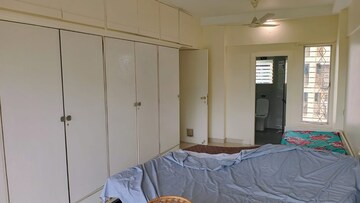 Bedroom in 2 BHK Apartment at Saibaba Tower, Andheri West – for Rent