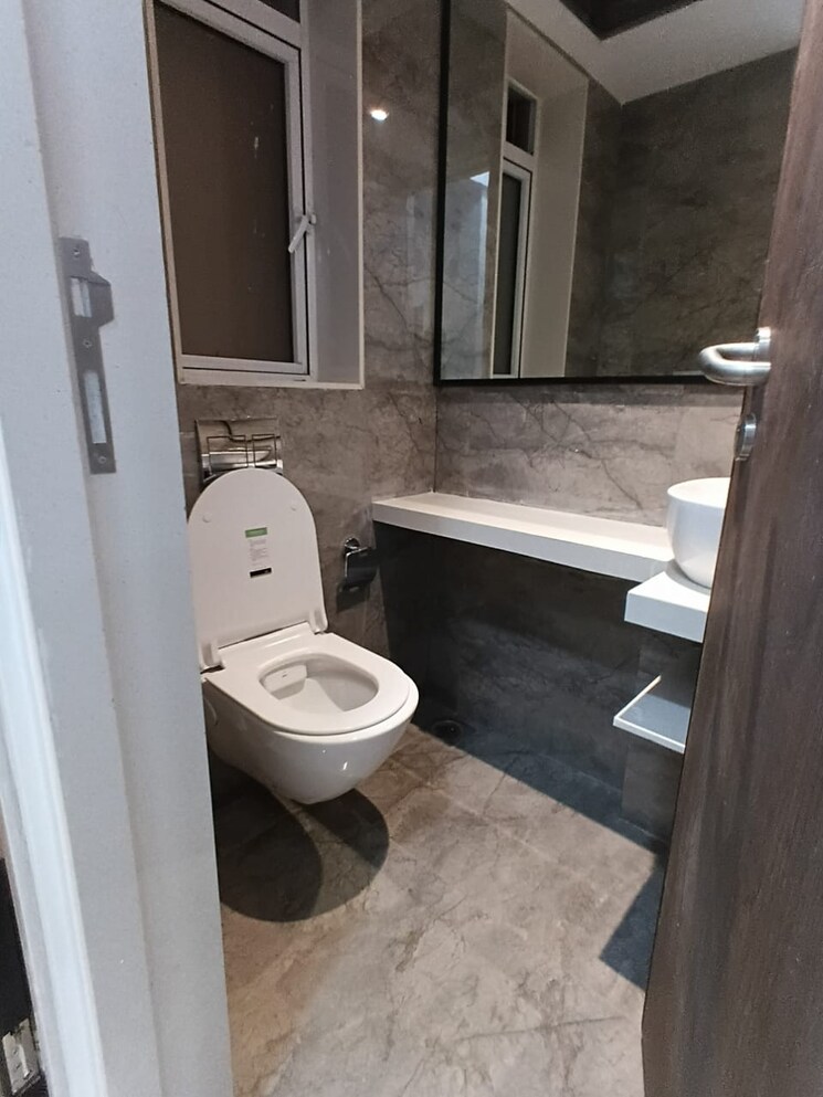 Bathroom, hiranandani-avalon 2 Bedroom 1050 Sq.Ft. Apartment In Powai Mumbai 9108041