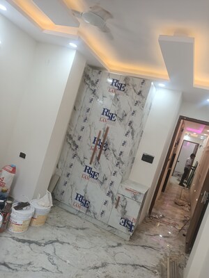 Furnished Amenities in 3 BHK Builder Floor at Govindpuri – for Sale