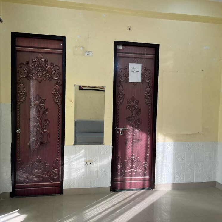 Room, ahmamau 3 Bedroom 1300 Sq.Ft. Apartment In Ahmamau Lucknow 9108048