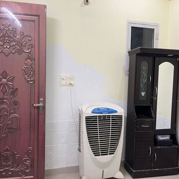 Bathroom in 3 BHK Apartment at Ahmamau – for Rent