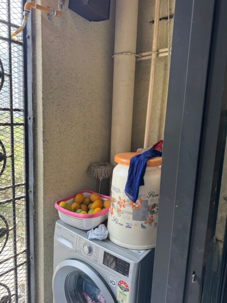 undefined, lodha-sterling 2 Bedroom 902 Sq.Ft. Apartment In Kolshet Road Thane 9108067