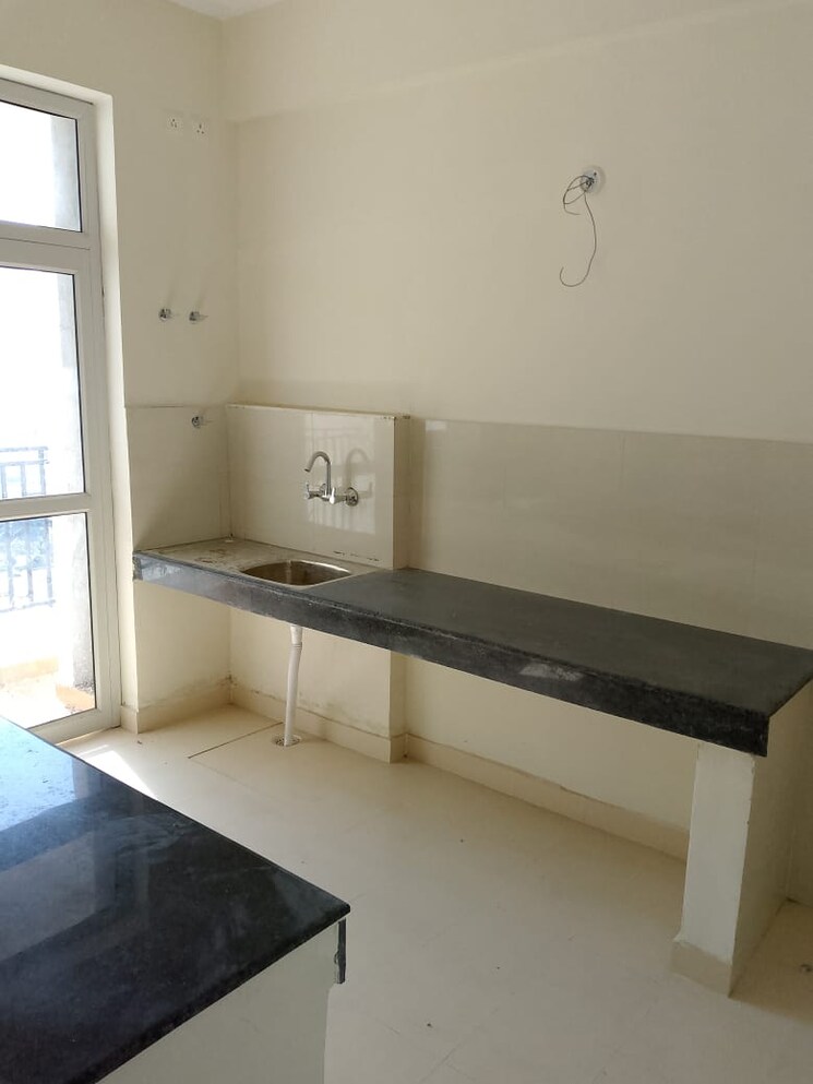 Kitchen, sushant golf city 3 Bedroom 1810 Sq.Ft. Apartment In Sushant Golf City Lucknow 9108069