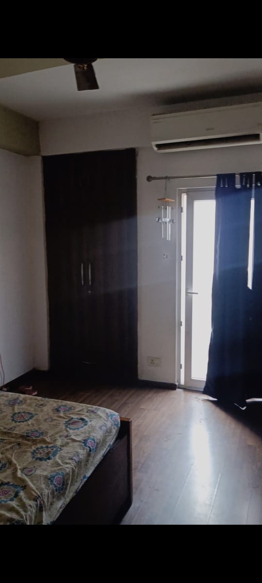 2 BHK + Pooja Room Apartment For Sale in Ajnara Grand Heritage