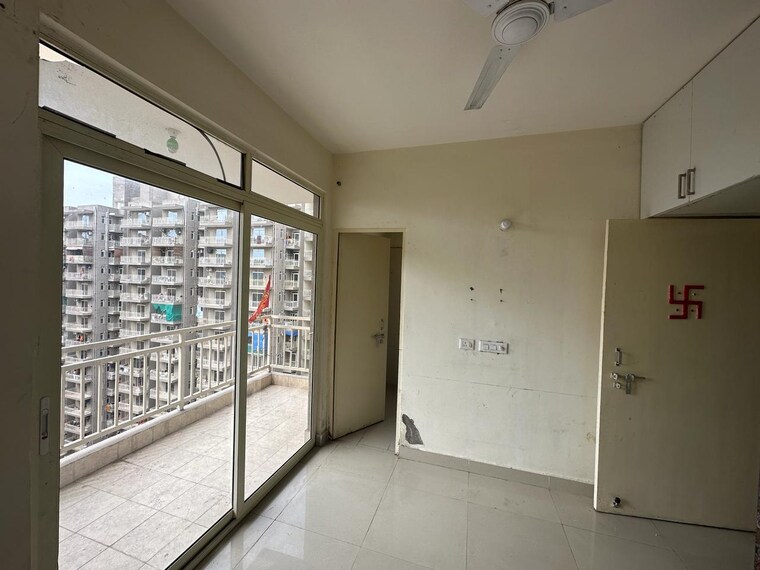 Room, conscient-habitat-residences 3 Bedroom 751 Sq.Ft. Apartment In Sector 78 Faridabad 9108084