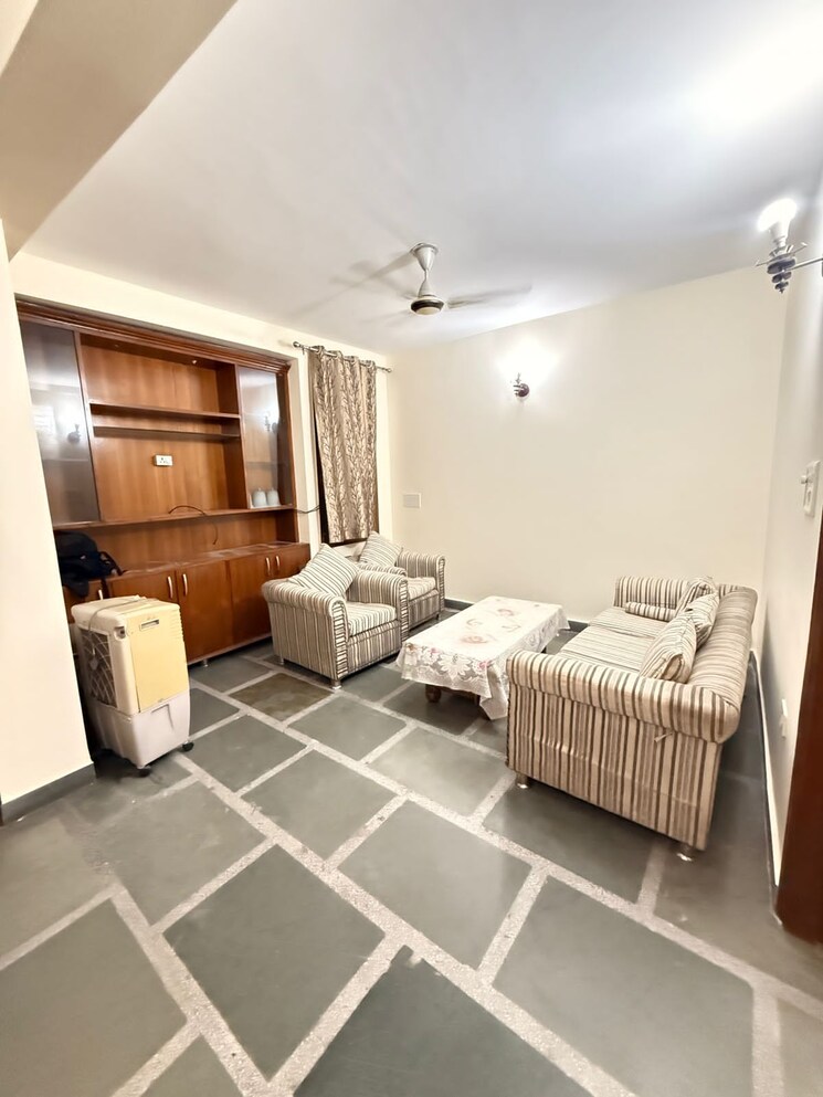 Living Room, chattarpur 2 Bedroom 720 Sq.Ft. Independent House In Chattarpur Delhi 9108117
