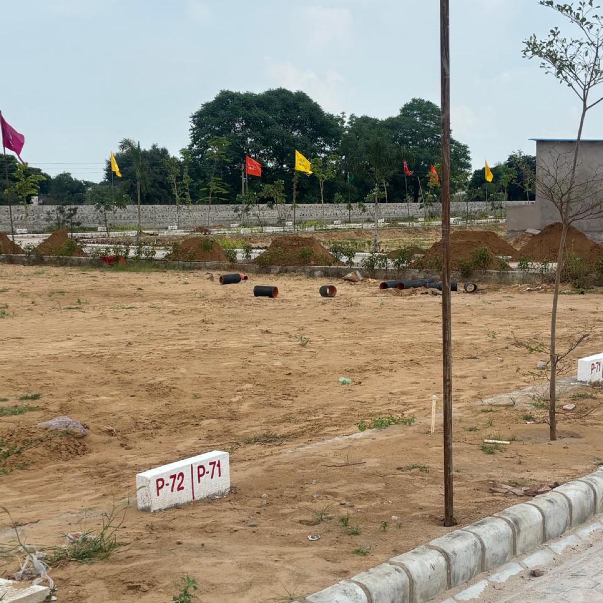 Plot For Sale in Ranka Sachivalaya Enclave
