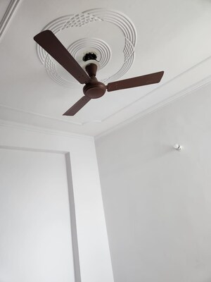 Furnished Amenities in 3 BHK Builder Floor at BPTP Parklands, Sector 76 – for Sale