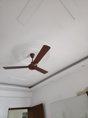 Furnished Amenities in 3 BHK Builder Floor at BPTP Parklands, Sector 76 – for Sale