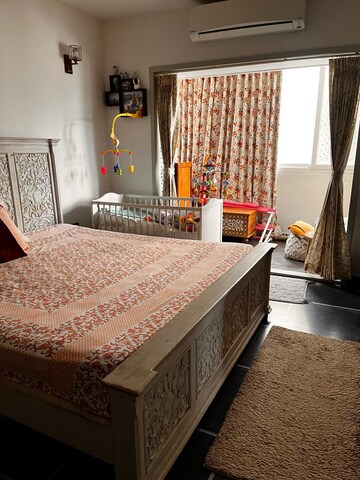 Master Bedroom in 3 BHK Apartment at Kay Arr Millagres, Koramangala – for Rent