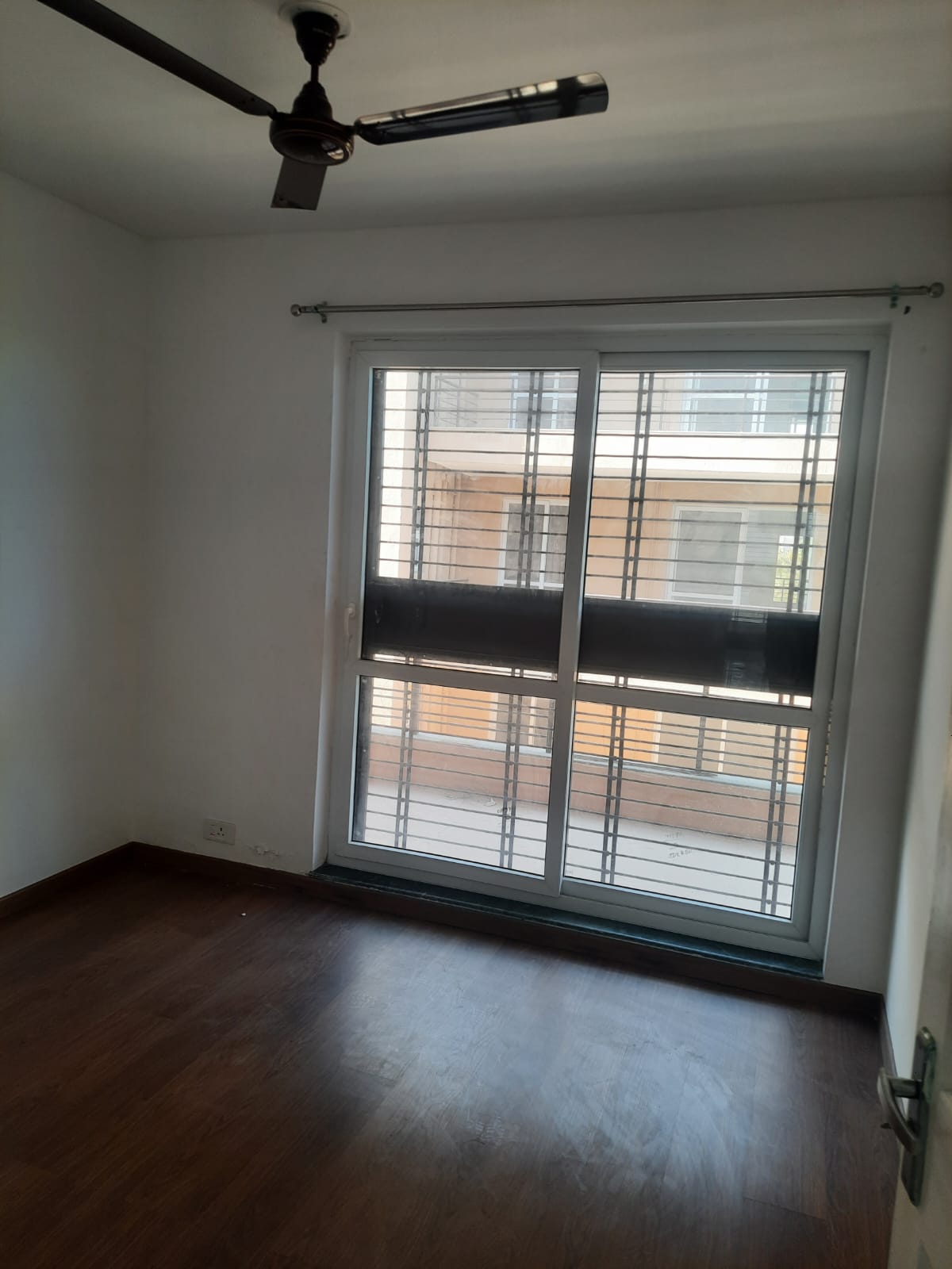 3 BHK + Pooja Room,Study Room,Extra Room 250 Sq.Yd. Builder Floor in BPTP District Phase 2