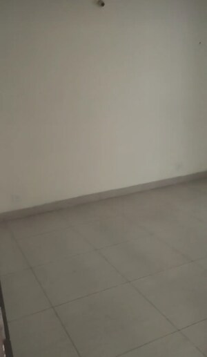 Room in 2.5 BHK Apartment at Wave City – for Sale