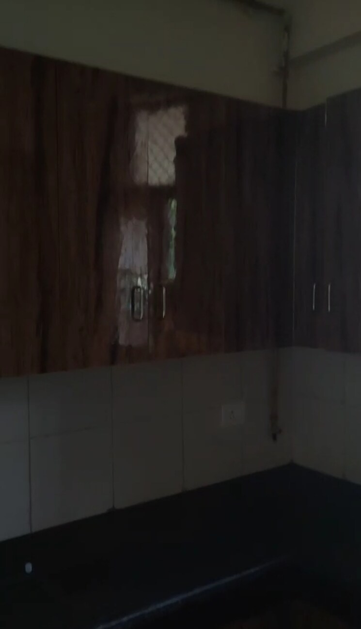 Kitchen, wave city 2.5 Bedroom 194 Sq.Yd. Apartment In Wave City Ghaziabad 9108203