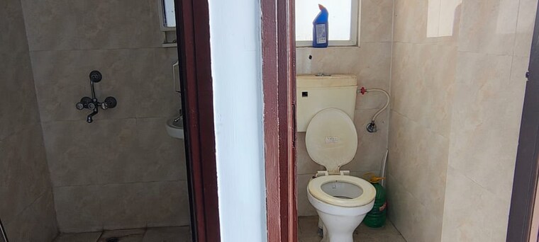 Bathroom, avl-36-gurgaon 2 Bedroom 606 Sq.Ft. Apartment In Sector 36 Gurgaon 9108225