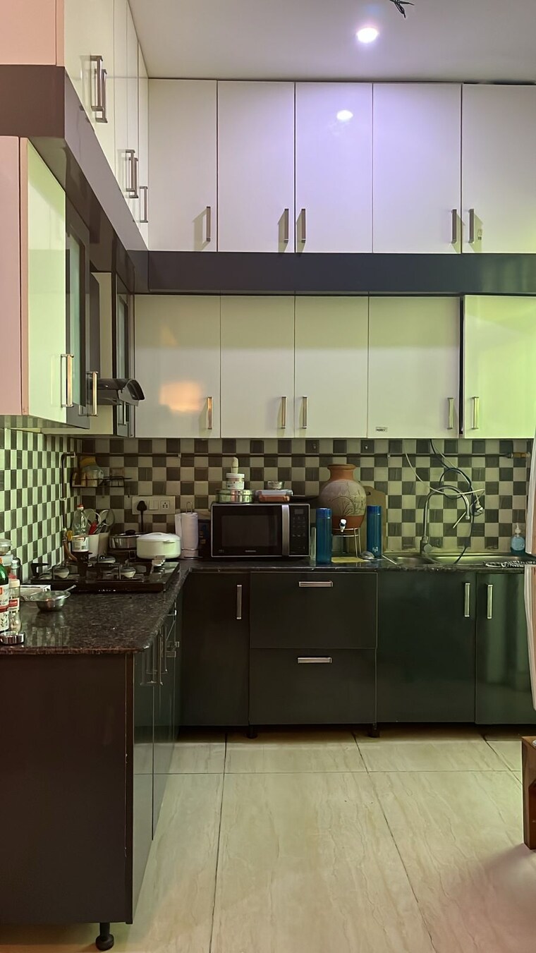 Kitchen, gaurs-siddhartham 3 Bedroom 1185 Sq.Ft. Apartment In Siddharth Vihar Ghaziabad 9108237