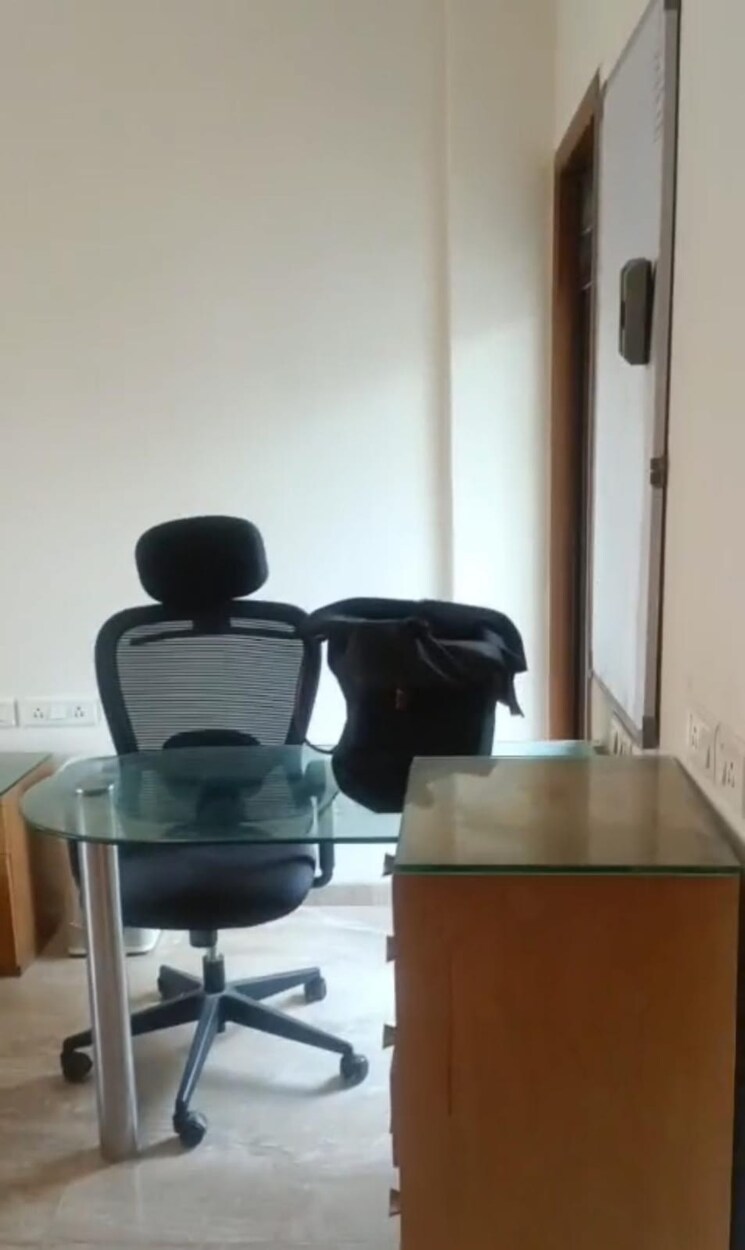 Study Room, link-garden 3 Bedroom 1485 Sq.Ft. Apartment In Andheri West Mumbai 9108245
