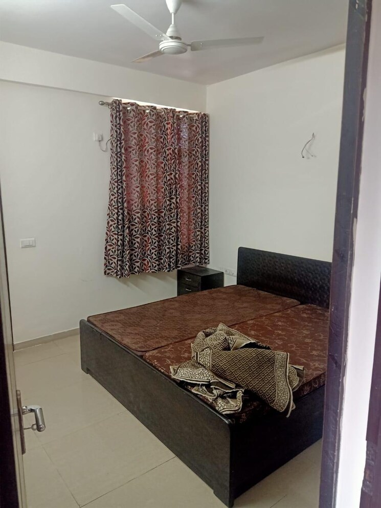 Bedroom, omaxe city 3 Bedroom 1450 Sq.Ft. Apartment In Omaxe City Lucknow 9108253