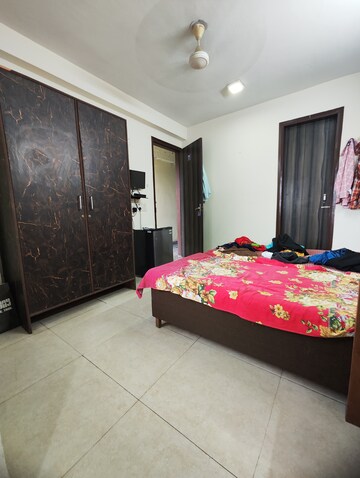Bedroom in 1 RK Apartment at Katwaria Sarai – for Rent