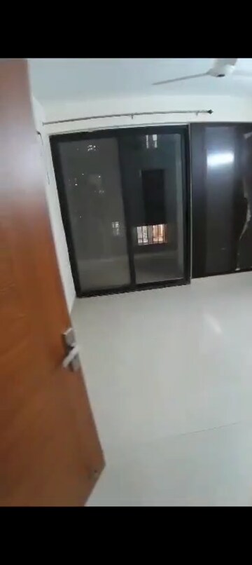 Furnished Amenities in 4 BHK Apartment at JKG Palm Resort, Raj Nagar Extension – for Rent