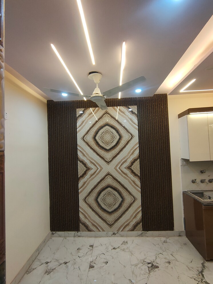 undefined, uttam nagar 2 Bedroom 52 Sq.Yd. Builder Floor In Uttam Nagar Delhi 9108366