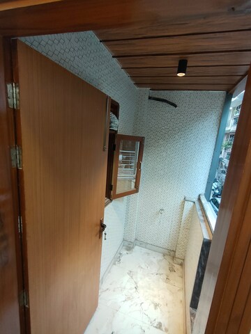 Building Lobby in 2 BHK Builder Floor at Uttam Nagar – for Rent