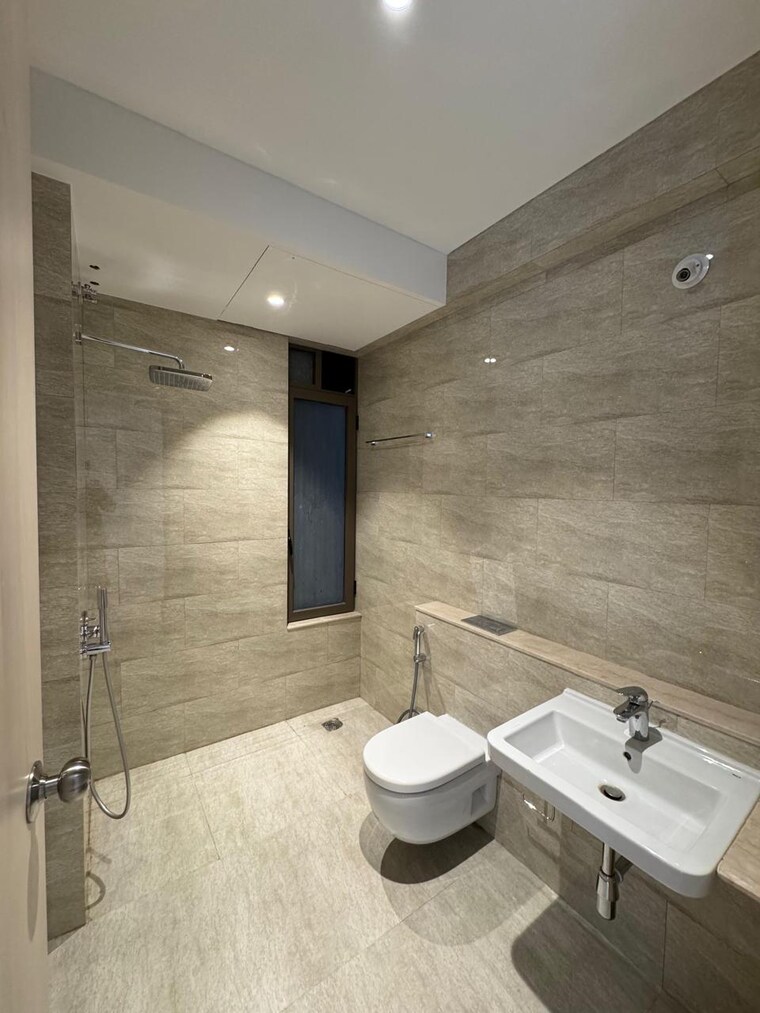 Bathroom, adani-ten-bkc 3 Bedroom 1236 Sq.Ft. Apartment In Bandra East Mumbai 9108380