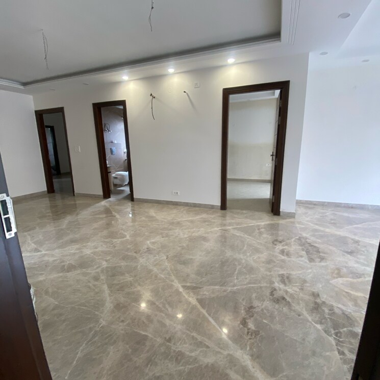 Room, sector 21d 3 Bedroom 1900 Sq.Ft. Builder Floor In Sector 21d Faridabad 9108443