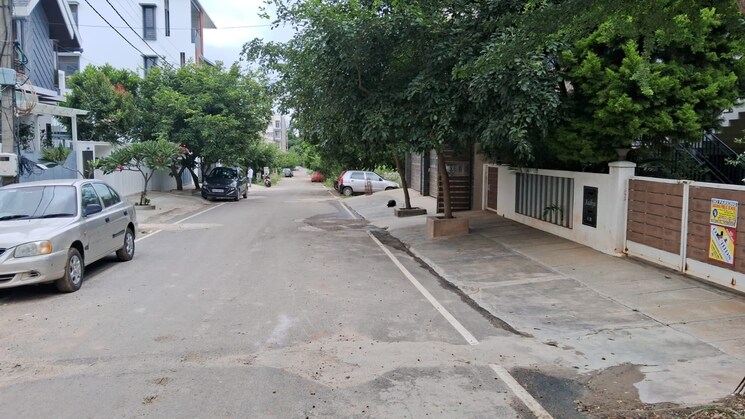 Balcony, banashankari 6th stage  2400 Sq.Ft. Plot In Banashankari 6th Stage Bangalore 9108387