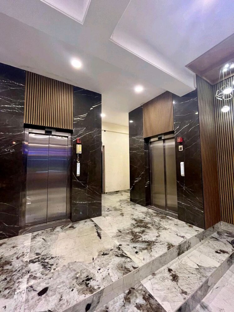  Parking, raj-spaces-apartment 2 Bedroom 900 Sq.Ft. Apartment In Goregaon West Mumbai 9108402