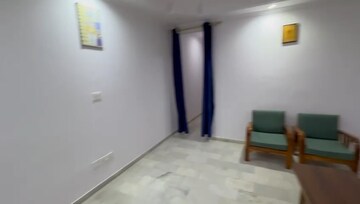 Room in 2 BHK Builder Floor at Green Park – for Rent