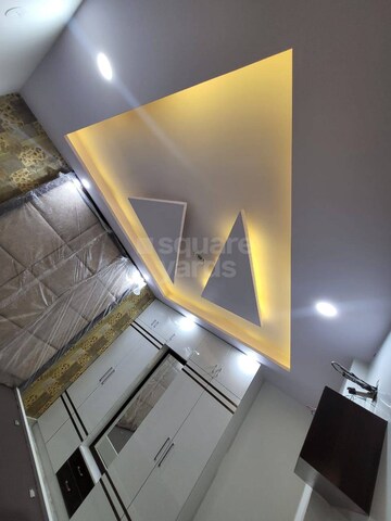Furnished Amenities in 3 BHK Builder Floor at Deep Vihar – for Sale