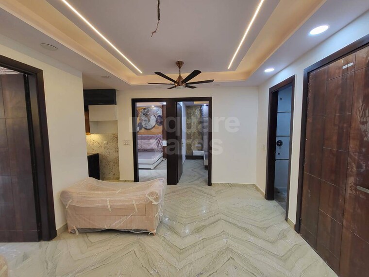 Bedroom, deep vihar 3 Bedroom 102 Sq.Yd. Builder Floor In Deep Vihar Delhi 9108391