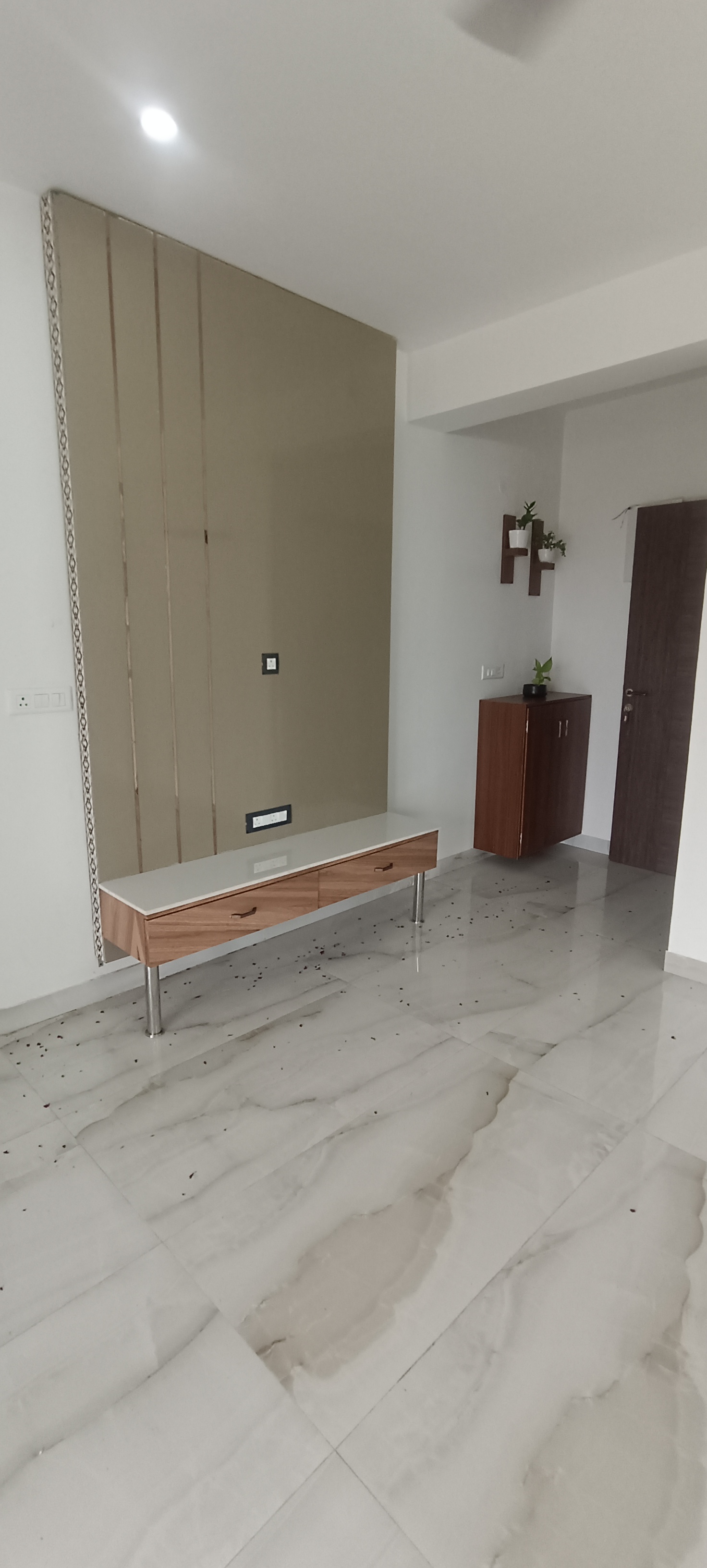 4 BHK Apartment For Rent in 4bhk Semi Furnished Flat 