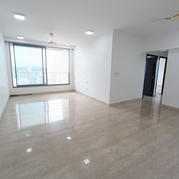 Room in 3 BHK Apartment at Oberoi Sky City, Khande Rao Dongari – for Rent